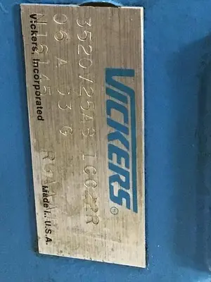 USED VICKERS 3520V25A8