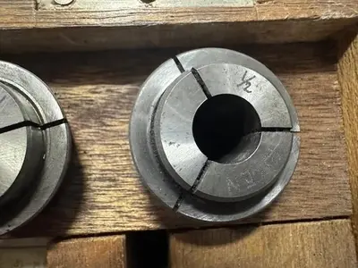 USED SPRING COLLET CAT 50 CHUCK WITH COLLETS