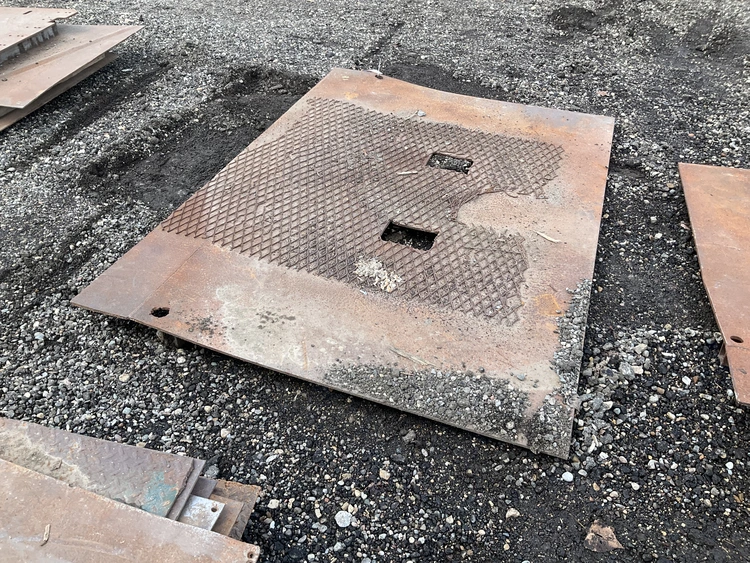 Used _UNKNOWN_ _UNKNOWN_ Dock Levelers Michigan US | Miedema Asset Management Group #1452278