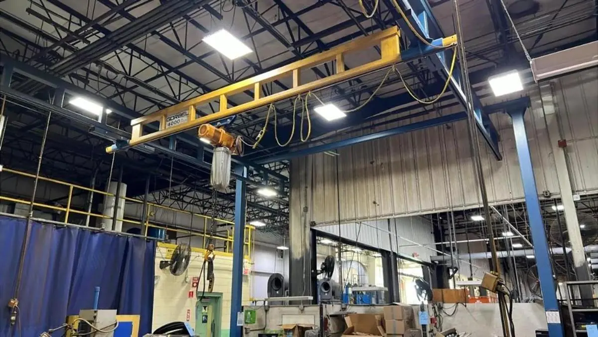USED 2015 GORBEL 4000 LB FREESTANDING CRANE
