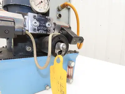 Vektek Vector Flo Hydraulic Manual Workholding Pump Power Pack 2.5gal 5000psi