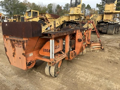 Used MIDLAND SA Asphalt Pavers Tennessee US | Moore Equipment #1517300