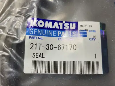 NEW KOMATSU 21T-30-67170