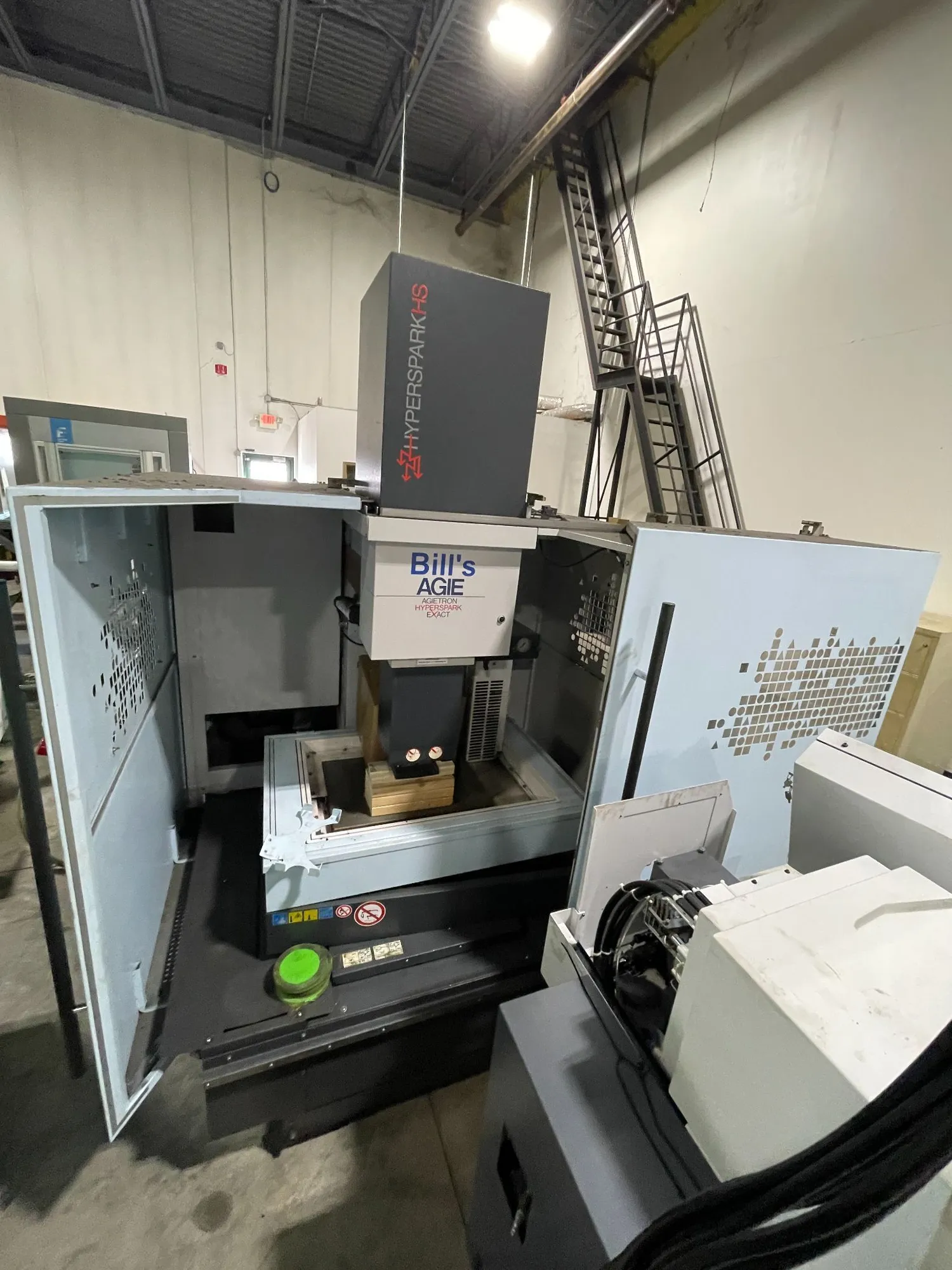 AGIETRON HYPERSPARK 2 EX HS, Wire Electrical Discharge Machine, Agievision Cont. MFG. 2006