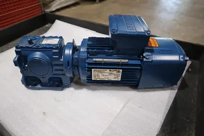 NEW Sew Eurodrive S47 DRN80M4/BE1HR Helical Worm Gearmotor STOCK HP146
