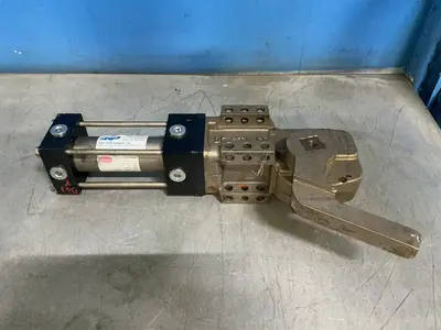 Used _UNKNOWN_ _UNKNOWN_ Clamps Ohio US | HGR 24 #1373421