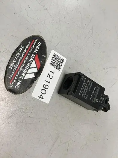 Used SCHMERSAL TR231-20Y Relays & Switches Michigan US | Ideal Machinery #576778