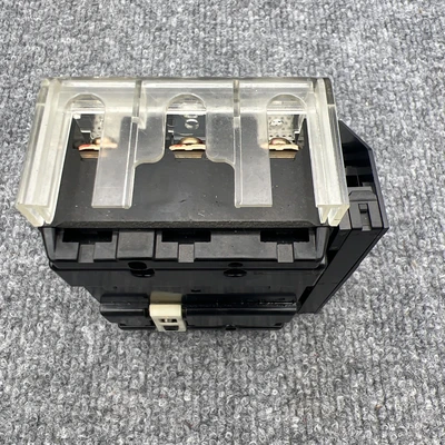 Used Fuji EA33 10A Circuit Breakers California US | Davliegogo LLC #1706362