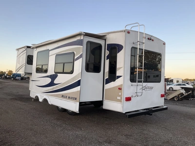 Used 2007 MAKO 29 FRBW Campers, Caravans, Motorhomes Michigan US | Miedema Asset Management Group #1437549