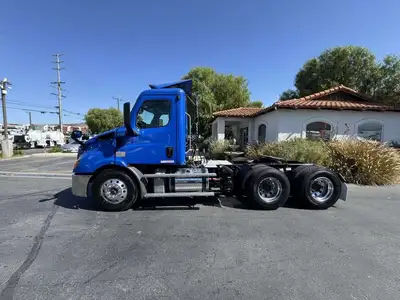 Used 2019 FREIGHTLINER T11664ST Conventional trucks California US | Commerce Truck Equipment Sales #1548718
