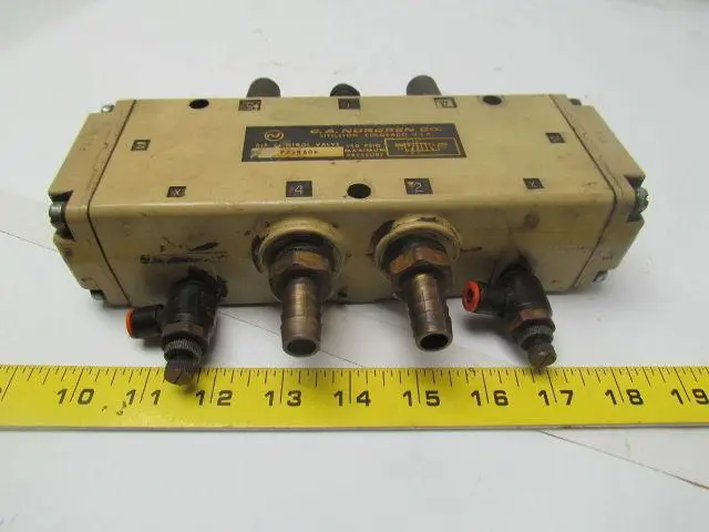 CA Norgren P71kA06 5-Port Air control valve 1/2" NPT ports