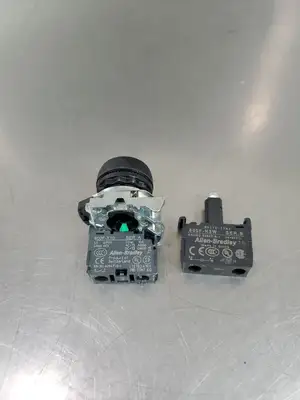 USED Allen-Bradley 800F-X10|800F-N3W LED Blue Contact Plunger Switch