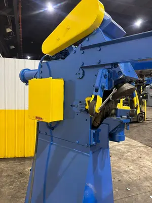 1/4" CAPACITY BLUE VALLEY MODEL #FLANGER-T-588 FLANGING MACHINE: YOBRO #24453