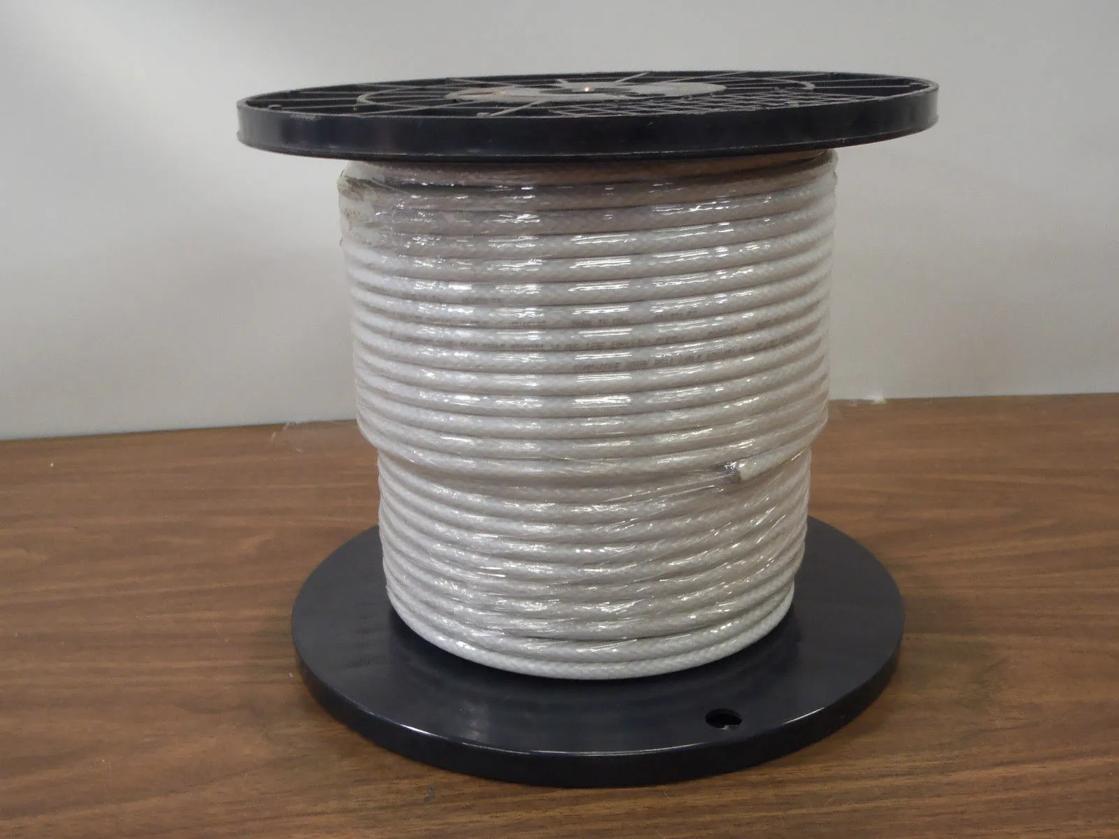 2285K | Commscope  RG11 Cable 14AWG 240' foot Spool - New