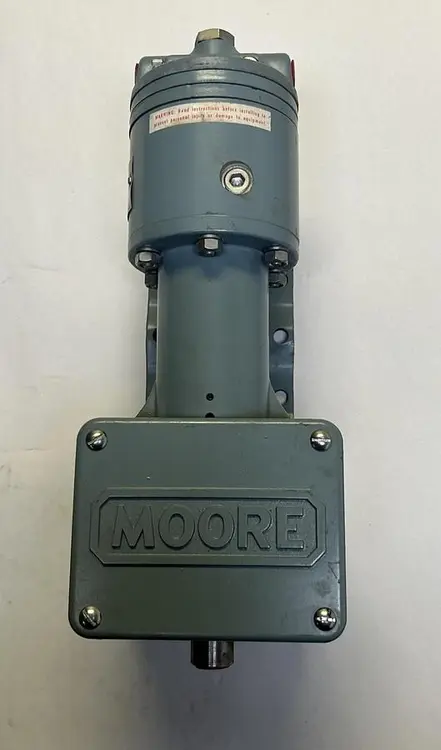 Used MOORE PRODUCTS 173S Pressure Transmitters Ohio US | Surplus Asset Holdings #1246363