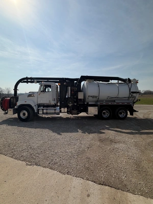 2018 GAPVAX MC1510 Combination Sewer Cleaners | VacSource (1)