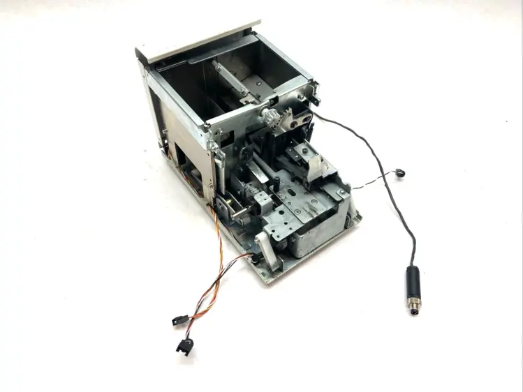 Used JANOME AUTOMATIC SCREW FEEDER PRESENTER JSP-R SERIES NO SHELL Parts Feeders Michigan US | Maverick Industrial Sales #1090399