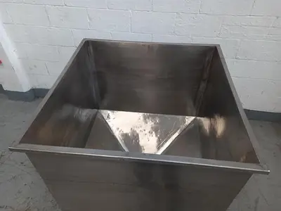 Stainless steel 132 gallon square tank