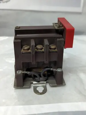 USED CUTLER-HAMMER 9560H1589A