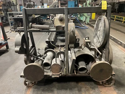 200 Ton Hydraulic Horizontal Wheel Press