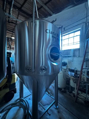 Used _UNKNOWN_ _UNKNOWN_ Fermenters / Bioreactors Indiana US | Brewhouse Equipment Group #1377287