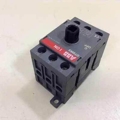 USED ABB OT32E3