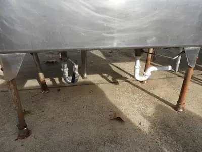 Used Falcon Restaurant Supply Used 2 Bay Stainless Steel Commercial Sink with Twist Drains - SS23 Sinks Illinois US | Falcon Restaurant Supply #1376466