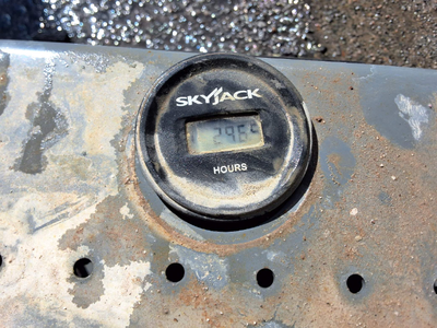 USED 2017 Skyjack SJ3226