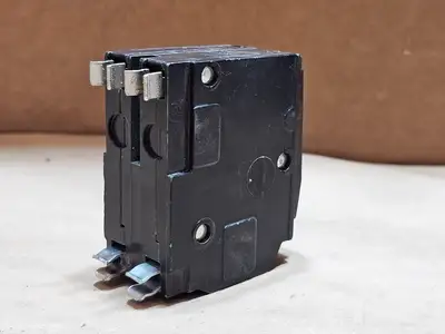 Used SQUARE D QOB260 Switchgears British Columbia CA | Lenmark #1438457