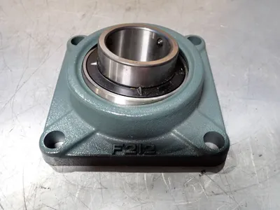 NEW NSK UC212206