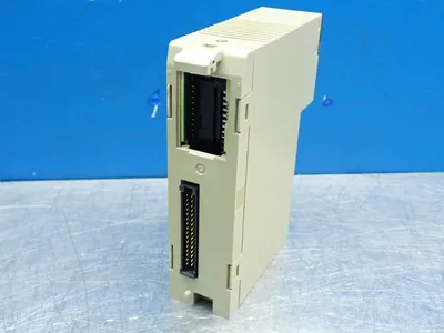 USED OMRON C200HOD219