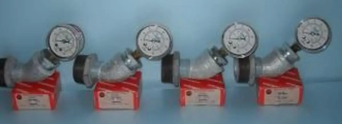QTY. 4. MARSH INSTRUMENT COMPANY P/N GAUGE DES J14...