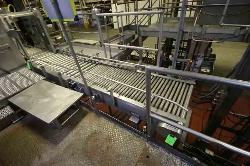 28 " wide ss conveyor