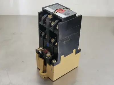 USED ALLEN-BRADLEY 700-P600A1