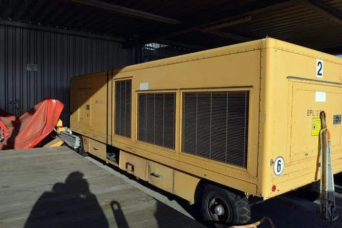 Used 1997 HORST CARSTEN AIRCONDITIONING TRUCKS (HEATING/COOLING) USED FOR NARROW BODY AIRPLANE HVAC Parts and Equipment | UCY Industrial GmbH #386397