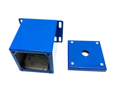 USED SAGINAW CONTROL & ENGINEERING PUSHBUTTON ENCLOSURE 4" X 4" BLUE STEEL