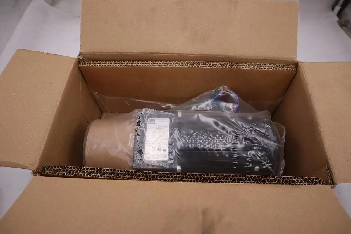 Bodine gear motor 42R5BFPP-E2 230V 3PH 1/4HP 10:1 170 RPM NEW UNIT STOCK H458