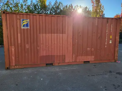 20 ft Damaged Standard Shipping Container - FCIU2139280