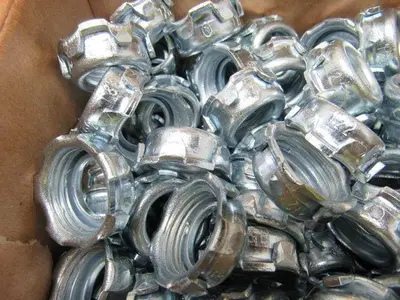 Thomas & Betts Cat 122 1/2" Metallic Bushing for Rigid Metal Conduit Box of 100