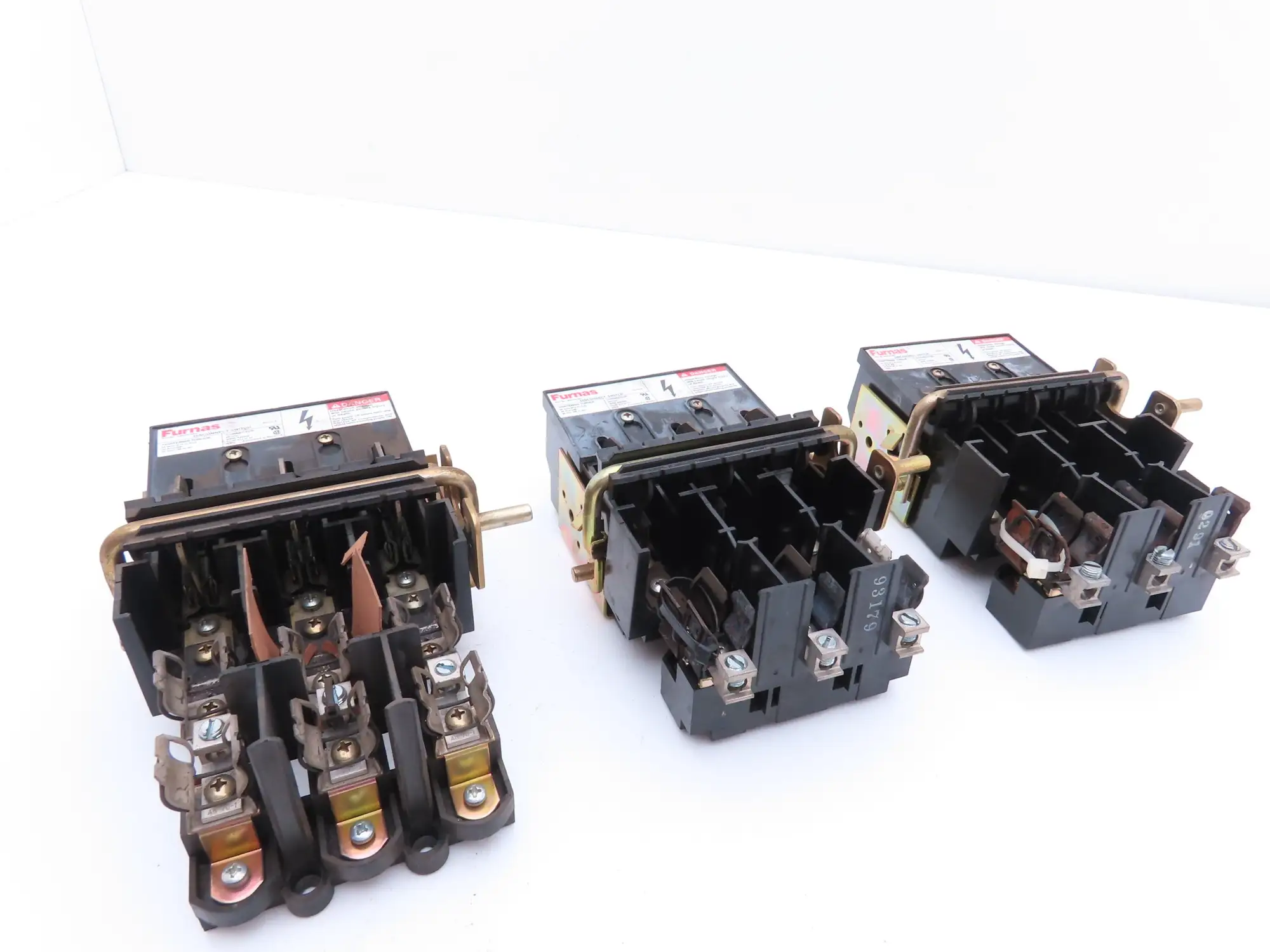 Furnas D46120-001 Fusible Disconnect Switch 30A 600VAC 3Ph 3 Pole Fused Lot of 3