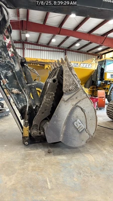 Used 2023 HYUNDAI HX350AL Crawler Excavators Florida US | National Equipment Dealers #1422366