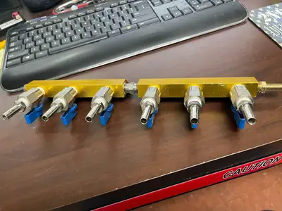 Used Falcon Restaurant Supply Used 6 Valve Brass 3/8" Beer Tap Bar Soda Co2 Gas Manifold with Shut-off Valves Beverage Carbonation Equipment Illinois US | Falcon Restaurant Supply #1375826