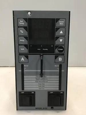 USED HUSKY 9152