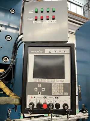 2011 KOMATSU OBS200-61 OBI / Gap Frame Press | Universal Press & Machinery (UPM) (9)