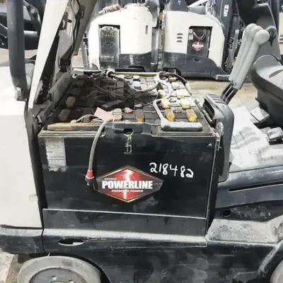 USED 2019 CROWN FC5215-50
