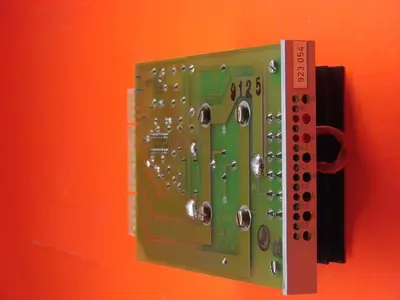 USED KTF 923.054