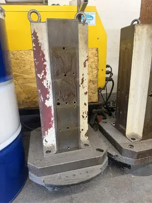 2009 HAAS EC-400PP Horizontal Machining Centers | Machinery Network (11)