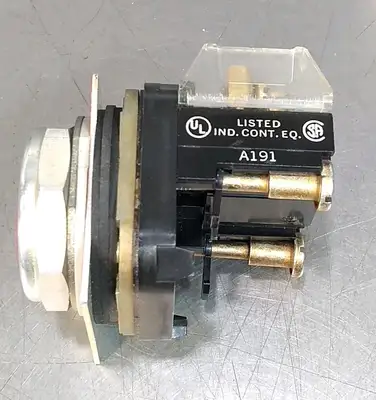 Allen Bradley 800T-A.. / T Red Flush Mount Loc4D23