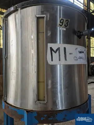 N/A Plastic Tank on Stand