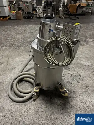 USED Nilfisk Nilfisk Vacuum